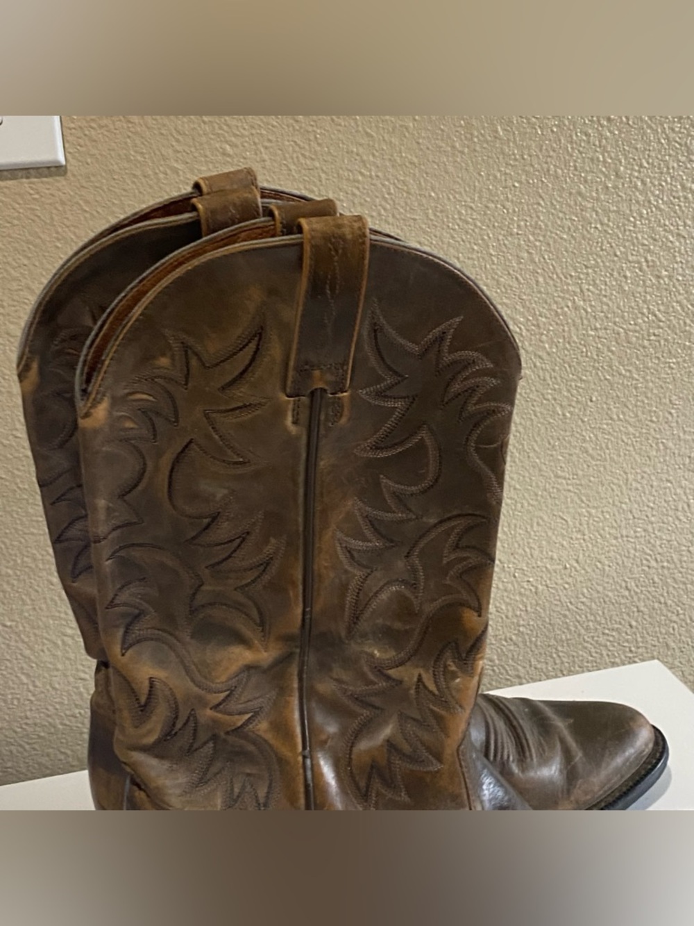 Ariat Tan Leather Western Boots men size 12D cowboy western Distressed Brown - Picture 4 of 15